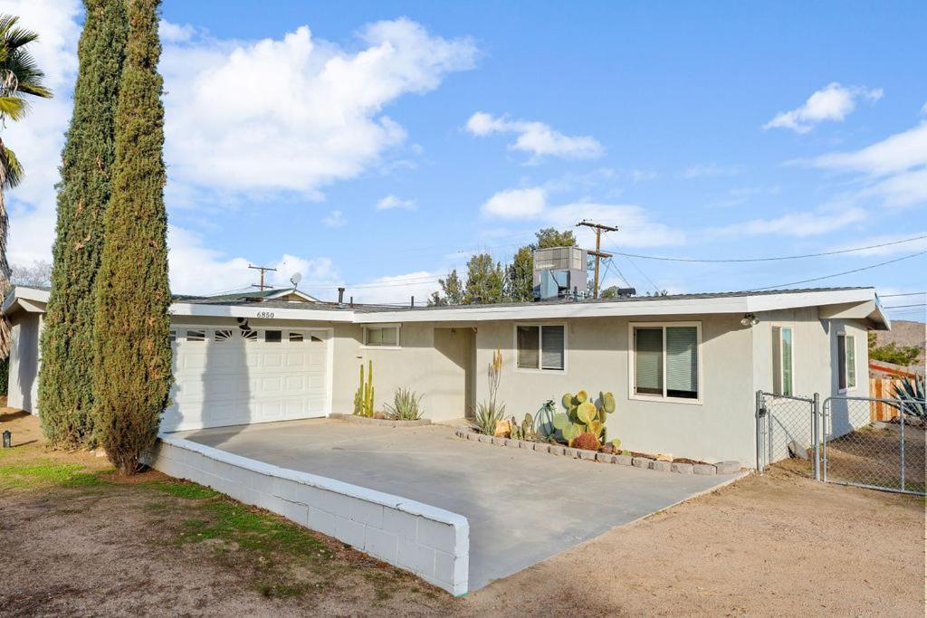 Cozy Stylish Home In The Heart Of Jt Village Joshua Tree Εξωτερικό φωτογραφία