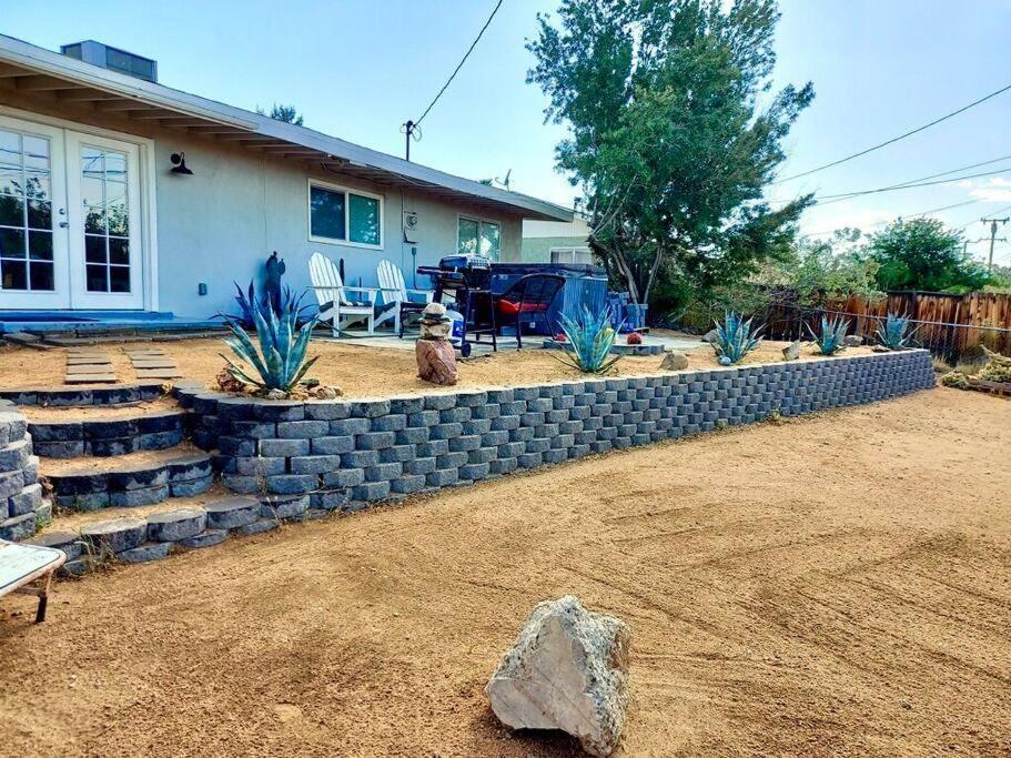 Cozy Stylish Home In The Heart Of Jt Village Joshua Tree Εξωτερικό φωτογραφία
