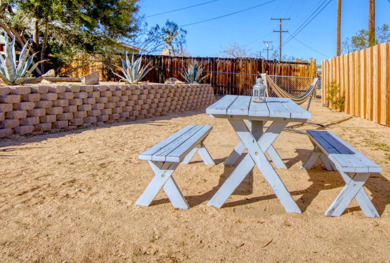 Cozy Stylish Home In The Heart Of Jt Village Joshua Tree Εξωτερικό φωτογραφία